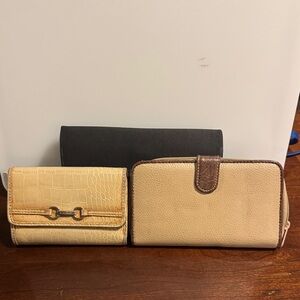 Elegant Cream and Brown Women's Wallet Set